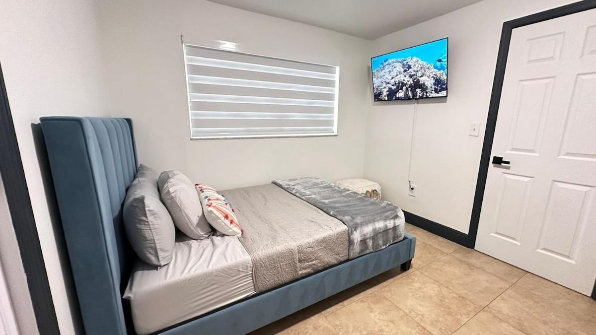 Apartment Stylish Escape By International Airport *